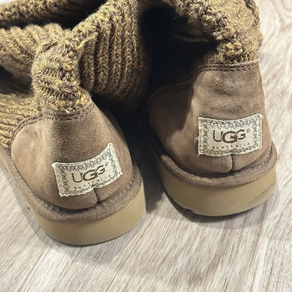 UGG Australia Classic Cardy Knit Tall Boots‎ Women 11 Button Slouchy Winter Cozy
